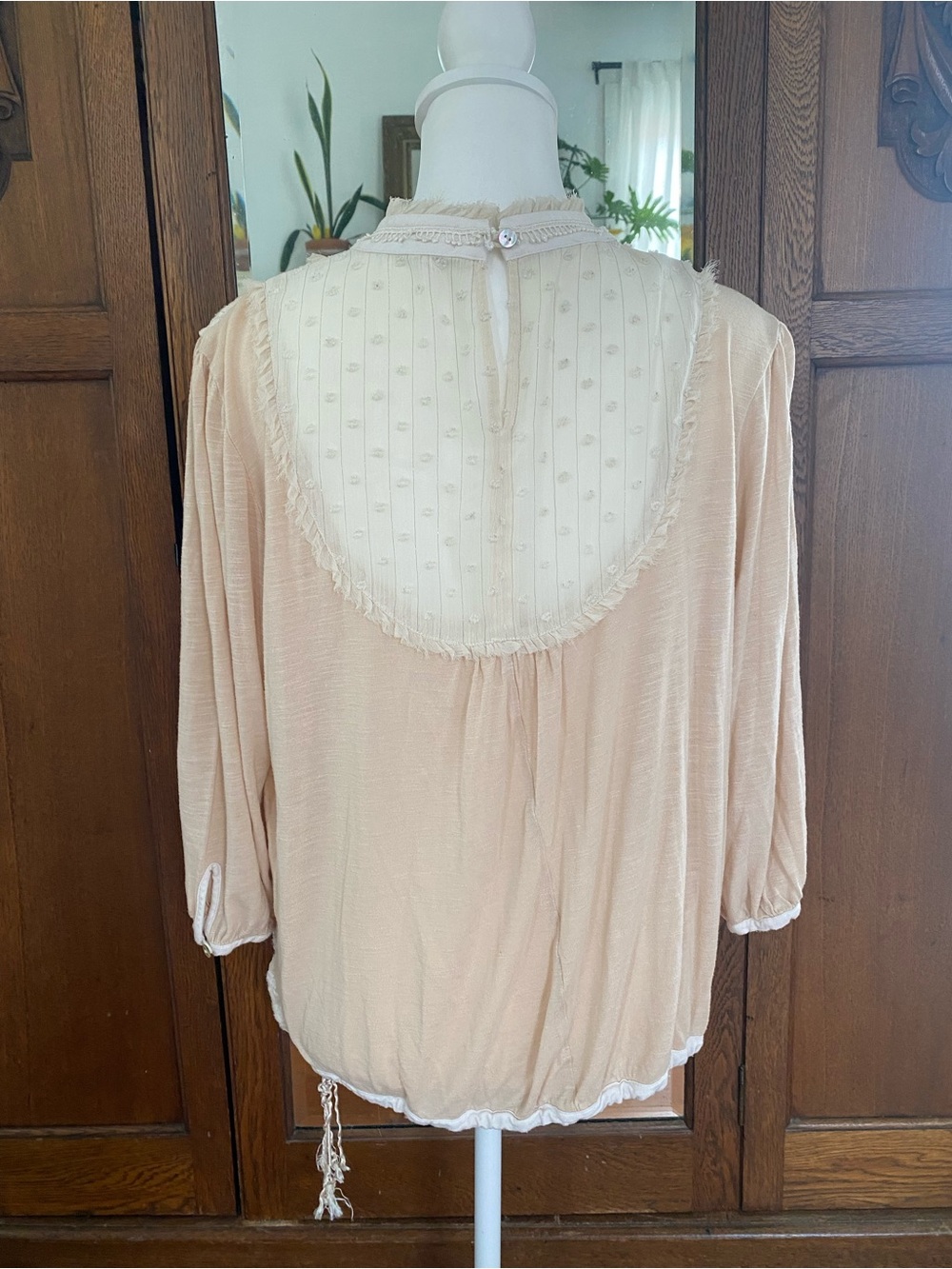 ANTHROPOLOGIE Tiny Finja
Embroidered Blouse M
Romantic Victorian - Picture 4 of 11